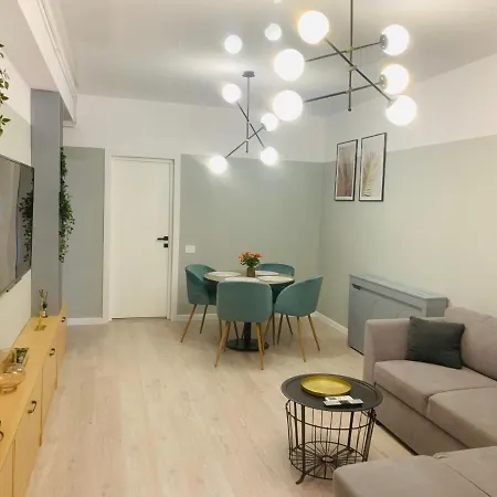 Velvet 105 Mamaia Nord Apartment Navodari